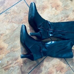 Elegant Black Women's Boots